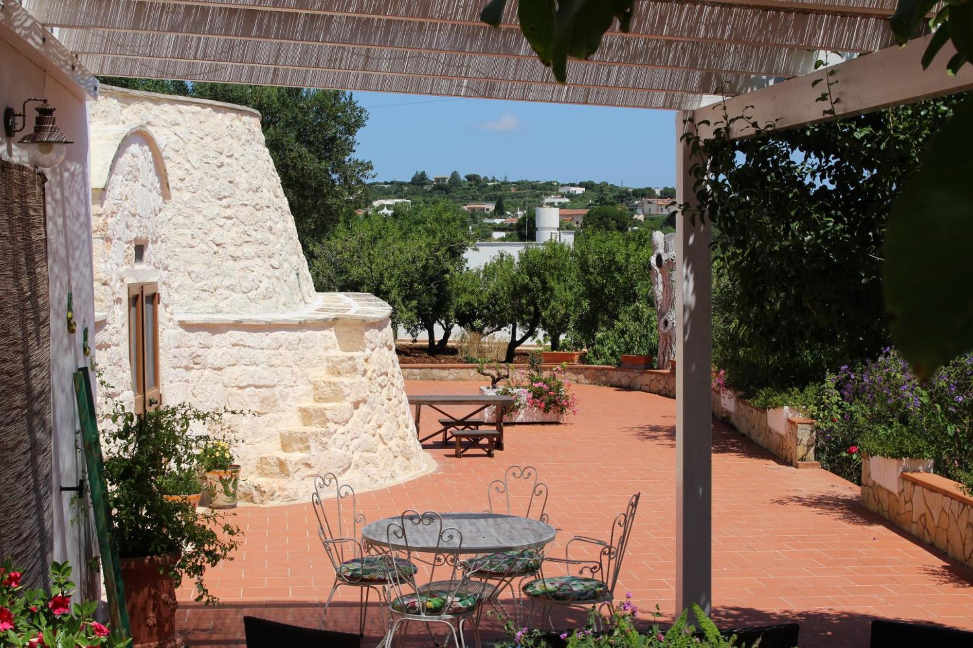 Trullo Il Melograno Vendégház Ostuni Kültér fotó